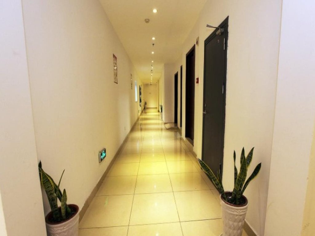 Нанкин: GreenTree Inn Nanjing Railway Station Bus Station Business Hotel