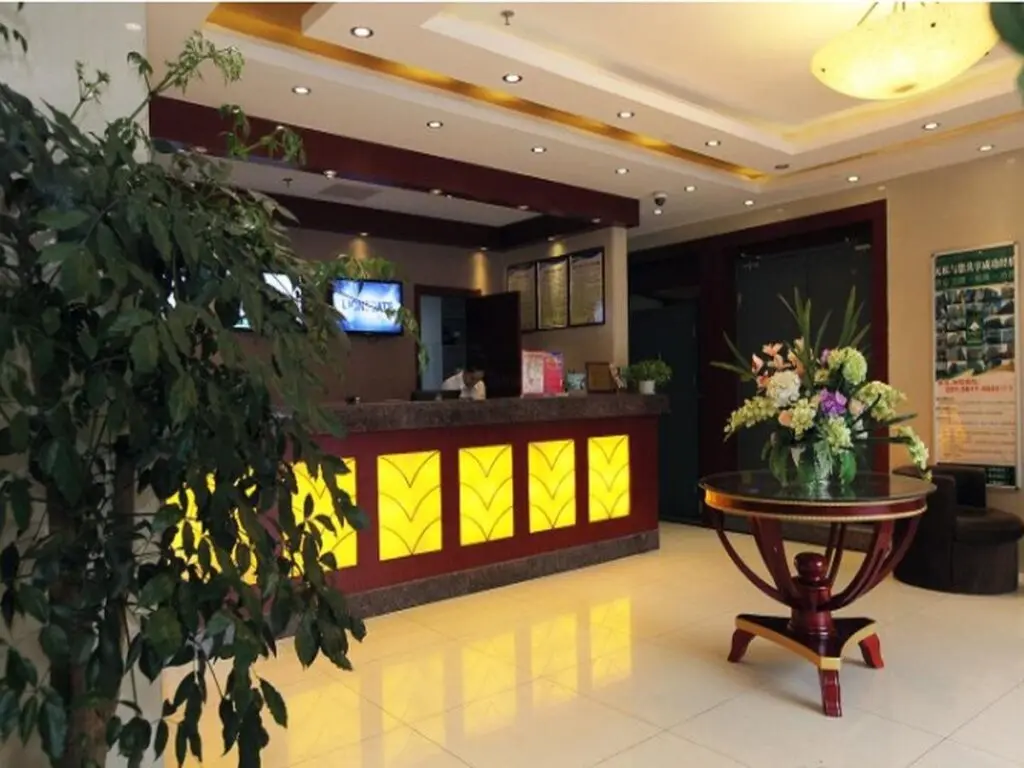 Нанкин: GreenTree Inn Nanjing Railway Station Bus Station Business Hotel