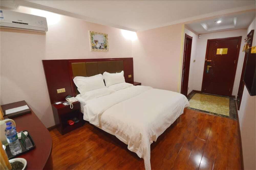 Нанкин: Greentree Inn Xiongzhou Rd Express Hotel