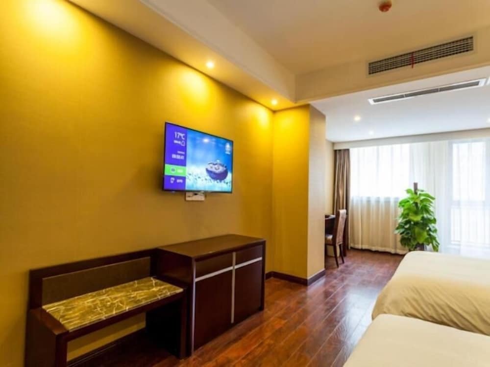Чэнду: GreenTree Inn Chengdu high-tech Development West Zone Shidai Tian Street Express Hotel