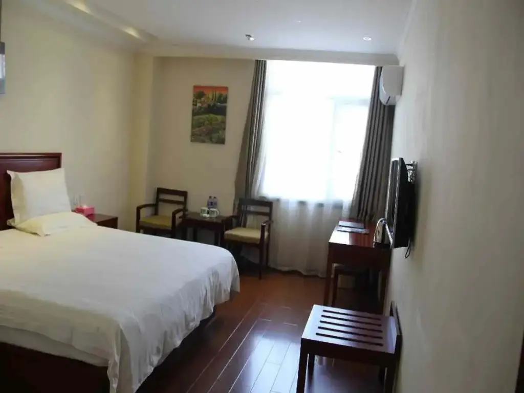 Чжанцзякоу: GreenTree Inn Hebei Zhangjiakou Zhangbei Zhongdu Grassland Business Hotel