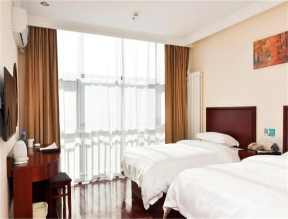 GreenTree Inn Chengde Railway Station Southeast Chengde Century City Business Hotel — фото 1