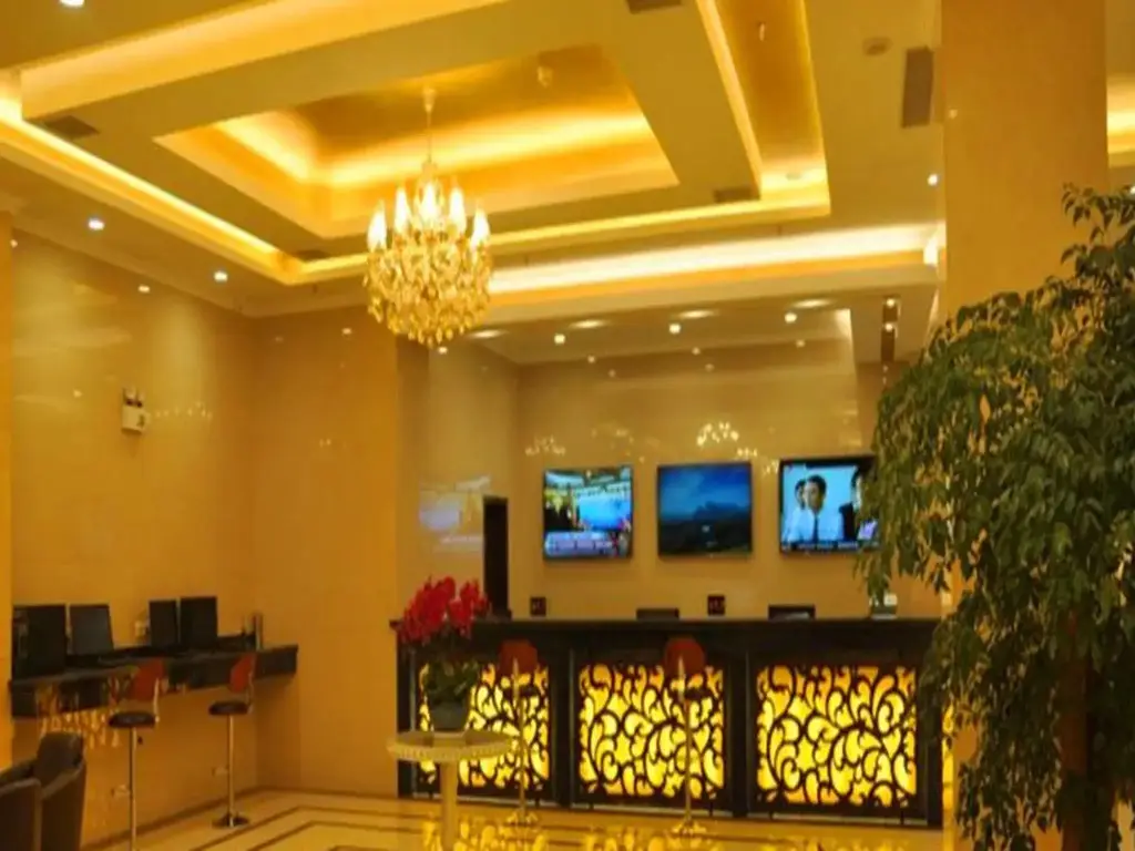 Циньхуандао: GreenTree Qinhuang Island Railway Station Business Hotel