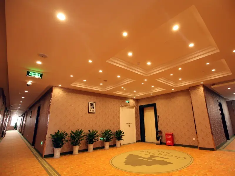 Шанхай: GreenTree Inn Shanghai Minhang District Xinzhuang Town Chunshen Road Metro Station Express Hotel
