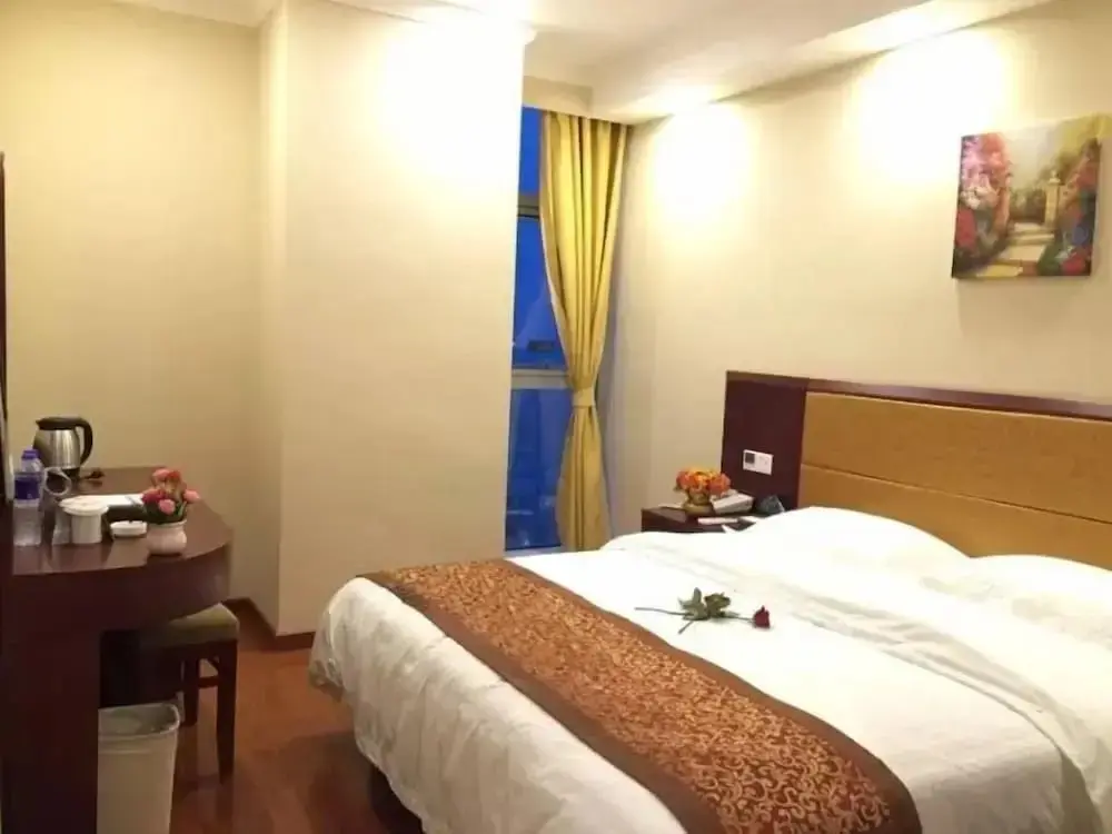 Шанхай: GreenTreeInn JiaDing F1Circuit FangTai HardwareMarket Hotel