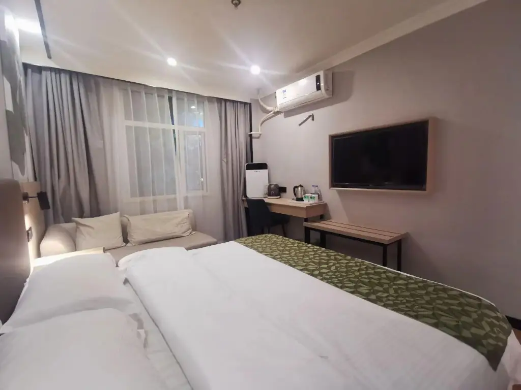 Шанхай: GreenTree Inn ShangHai Car Piers Studio BeiSong Road Express Hotel