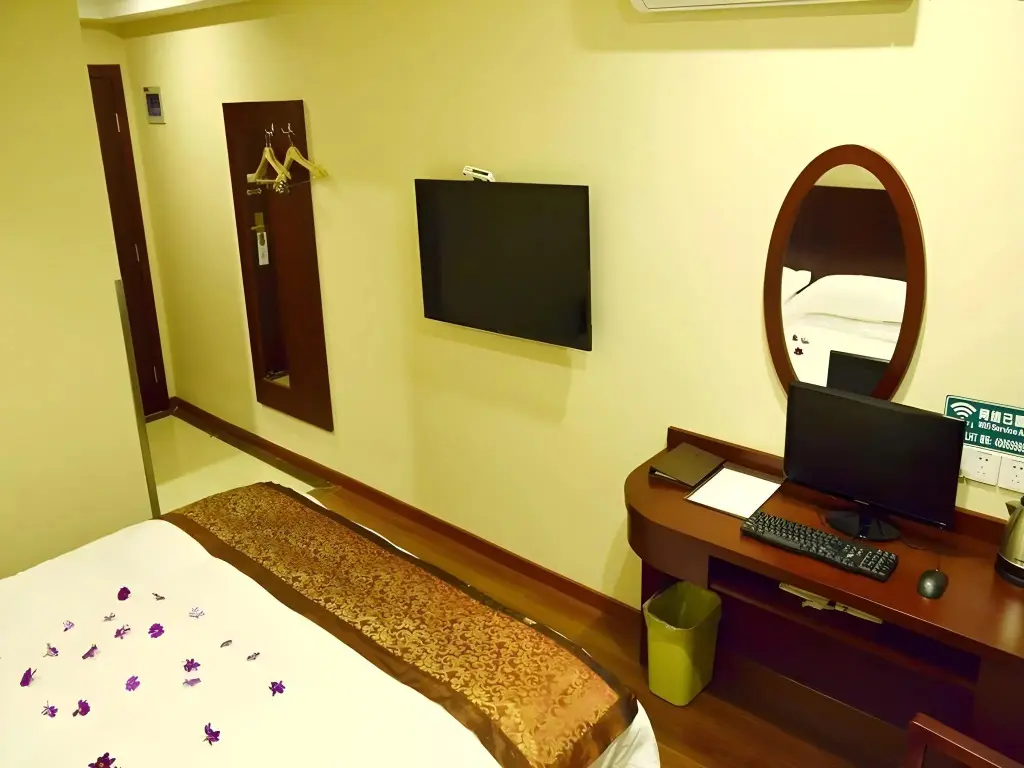 Шанхай: GreenTree Inn ShangHai Car Piers Studio BeiSong Road Express Hotel