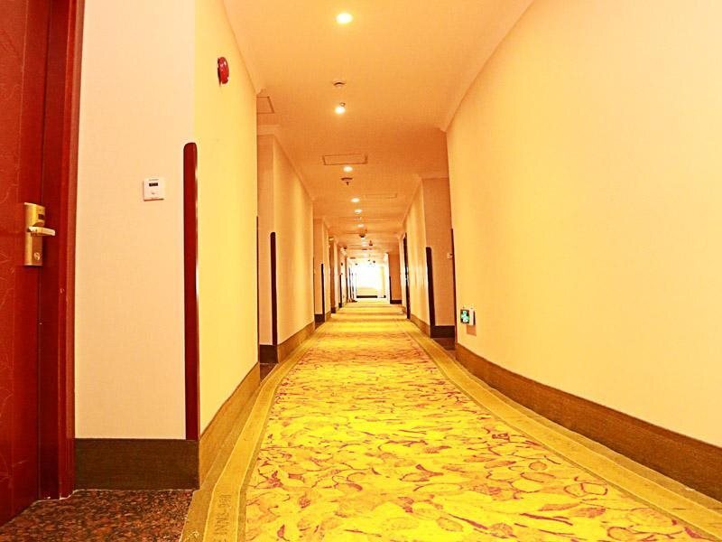 Шанхай: Greentree Inn Shanghai Huangxing Park Subway Station Express Hotel