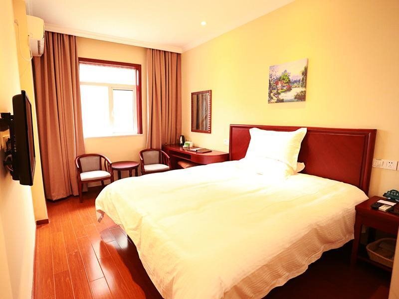 Шанхай: Greentree Inn Shanghai Huangxing Park Subway Station Express Hotel