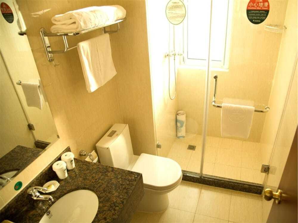 Гуанчжоу: GreenTree Inn Guangzhou Panyu Bus Station Business Hotel