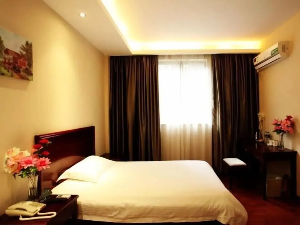 Гуанчжоу: GreenTree Inn Guangzhou Panyu Bus Station Business Hotel