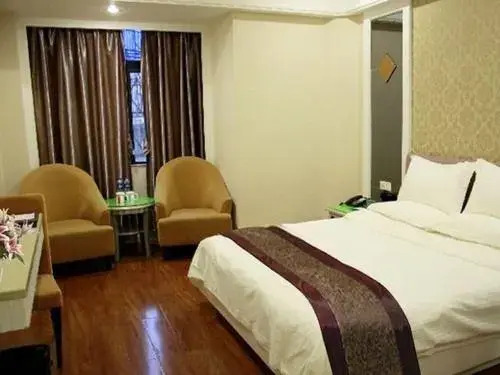 Гуанчжоу: GreenTree Alliance GuangDong GuangZhou HuaDu District YunShan Avenue Sports Center Hotel