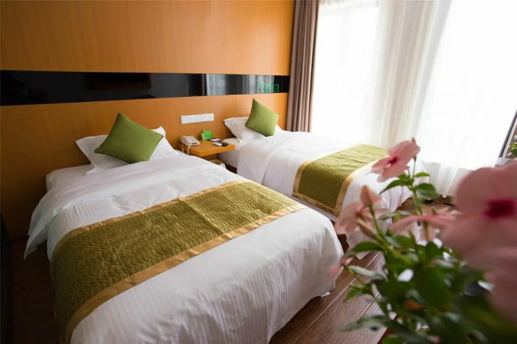 Шанхай: Vatica Shanghai Jiading District Anting Metro Station Volkswagen Factory Hotel
