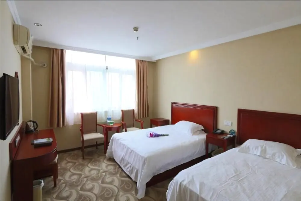 Шанхай: GreenTree Inn Shanghai PVG HuaXia East Rd Station Hotel