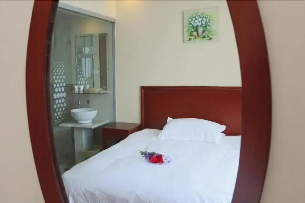 Шанхай: GreenTree Inn Shanghai PVG HuaXia East Rd Station Hotel