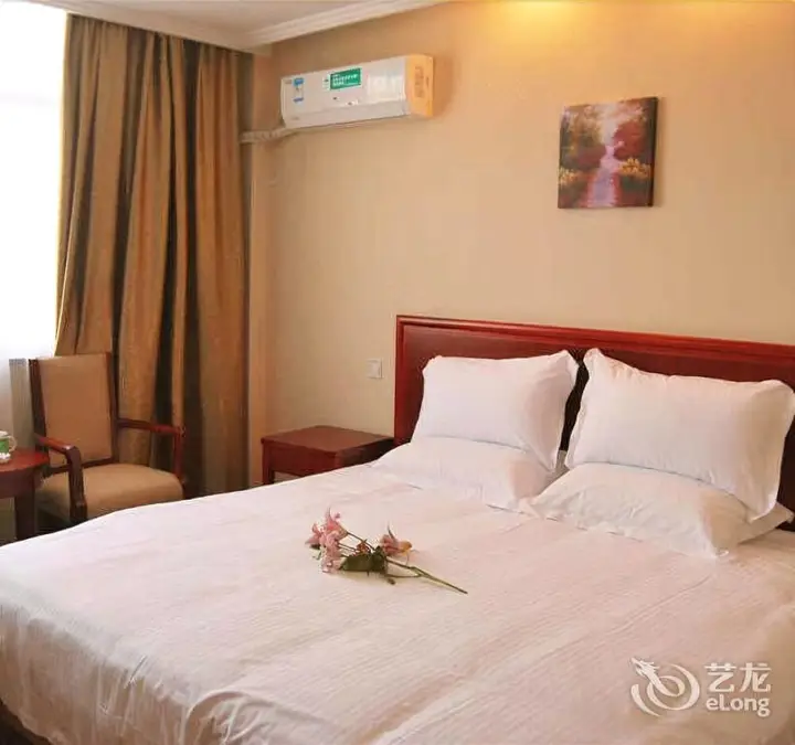 Шанхай: GreenTree Inn Shanghai PVG HuaXia East Rd Station Hotel