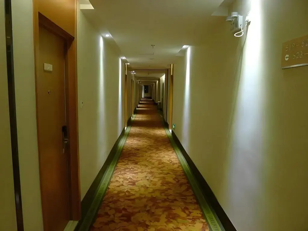 Шанхай: GreenTree Inn Shanghai Caohejing Songjiang Jiuxin Road Business Hotel