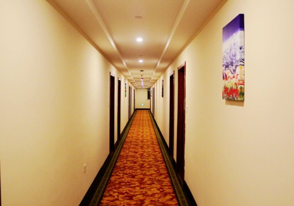 Шанхай: GreenTree Inn Shanghai Pudong Airport Yanchao Highway Hotel