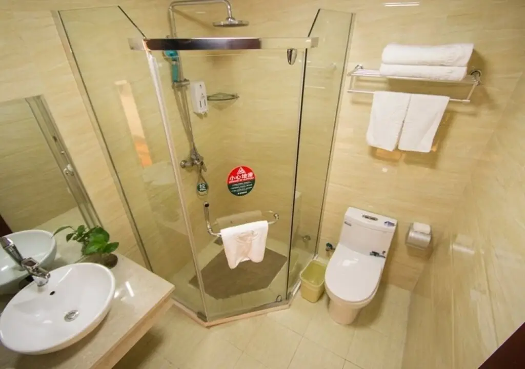 Шанхай: GreenTree Inn Shanghai Pudong Expo YangSi Metro Station YangXin Road Shell Hotel