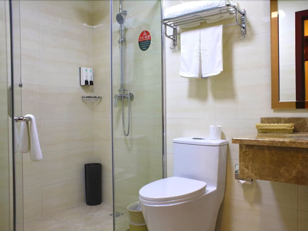 Шанхай: GreenTree Inn Shanghai Songjiang Dongjing Tongle Road Happy Valley Bus