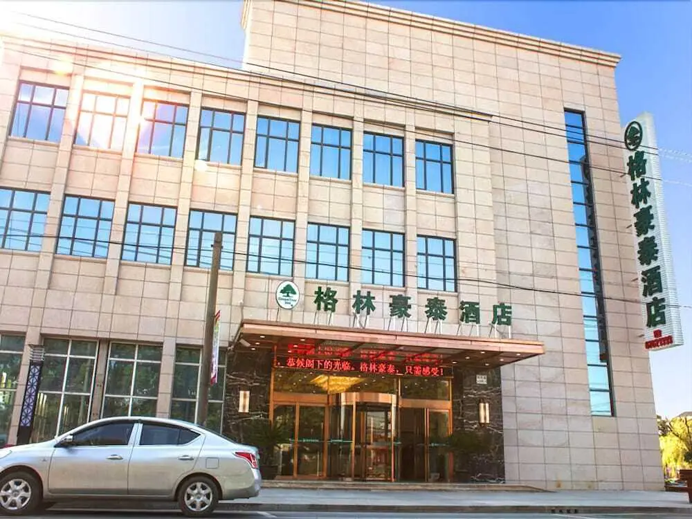 Шанхай: GreenTree Inn Shanghai Songjiang Dongjing Tongle Road Happy Valley Bus
