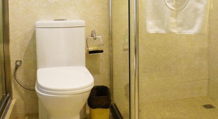 Шанхай: GreenTree Inn ShangHai Jingan District Middle YanChang Road HuTai Road Express Hotel