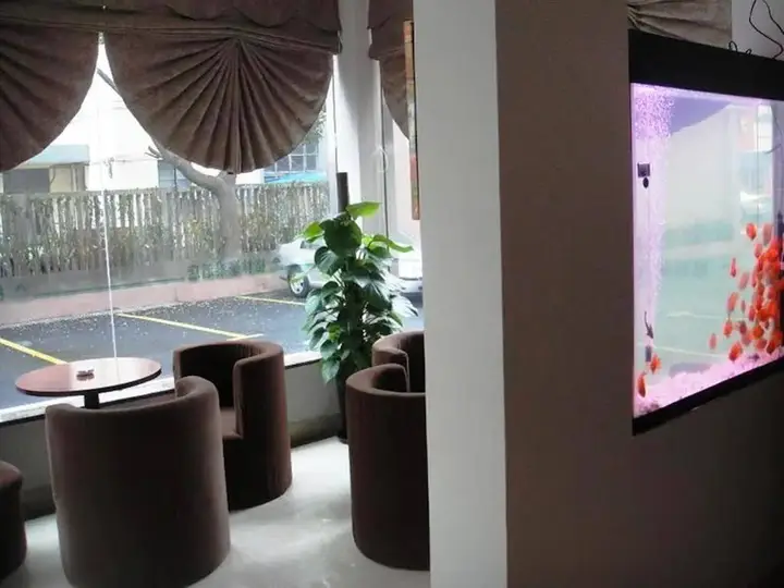 Шанхай: GreenTree Inn ShangHai BeiWaiTan NingGuo Road Station Hotel