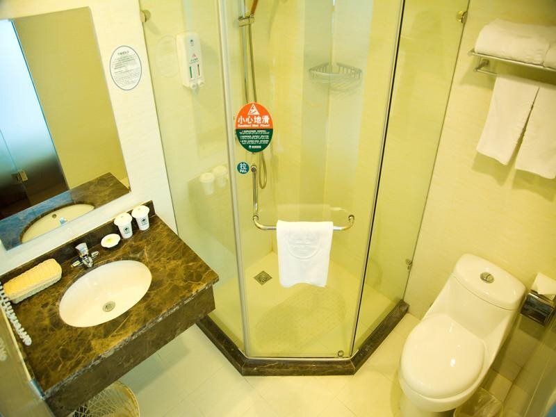 Шанхай: Greentree Inn Shanghai Xietu East Road Zhizaoju Ro