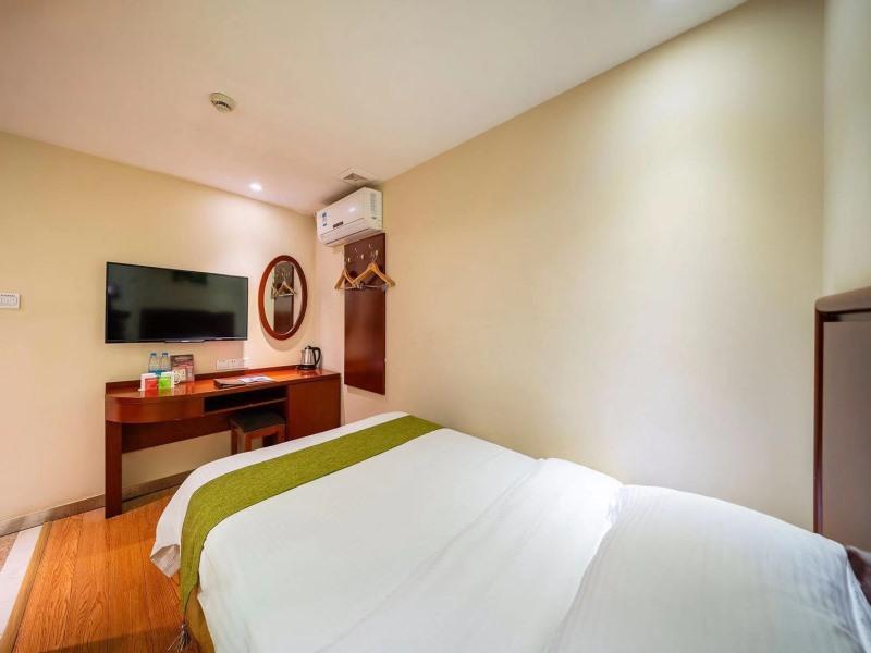 Шанхай: Greentree Inn Shanghai Xietu East Road Zhizaoju Ro