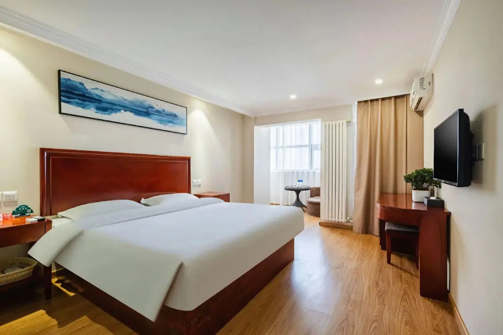 Тяньцзинь: GreenTree Inn TianJin JinNan ShuangLin Metro Station Express Hotel