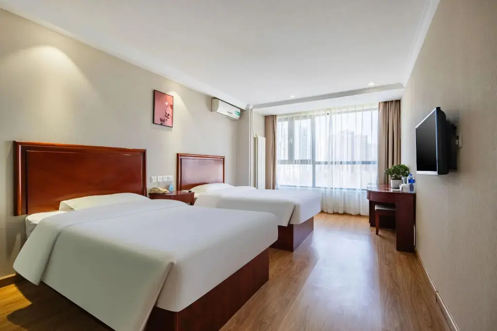 Тяньцзинь: GreenTree Inn TianJin JinNan ShuangLin Metro Station Express Hotel