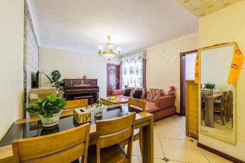 Чэнду: guesthouse (Shuang Liu airport)