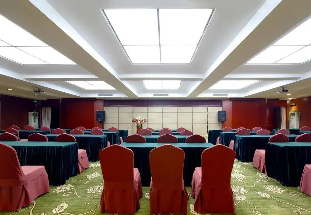 Лючжоу: Jingdu Grand