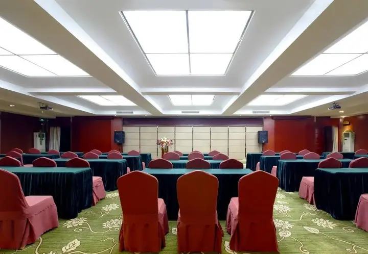 Лючжоу: Jingdu Grand