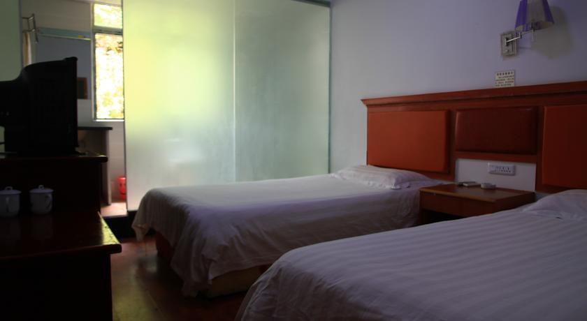Шиянь: Wudang Mountain Tianxin Hotel