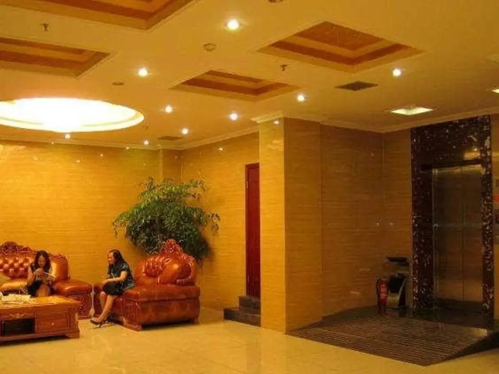 Chengdu Shuangliu Datong Shiji Hotel — фото 1