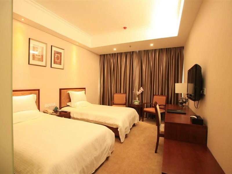Пекин: GreenTree Inn Beijing International Studies University Dalianpo Metro Station Express Hotel