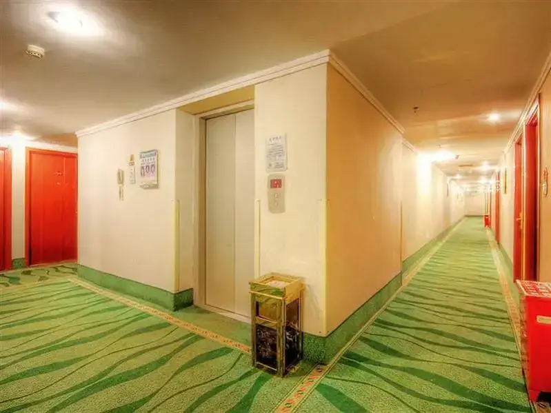 Пекин: GreenTree Inn BeiJing AnZhen Bird's Nest Business Hotel