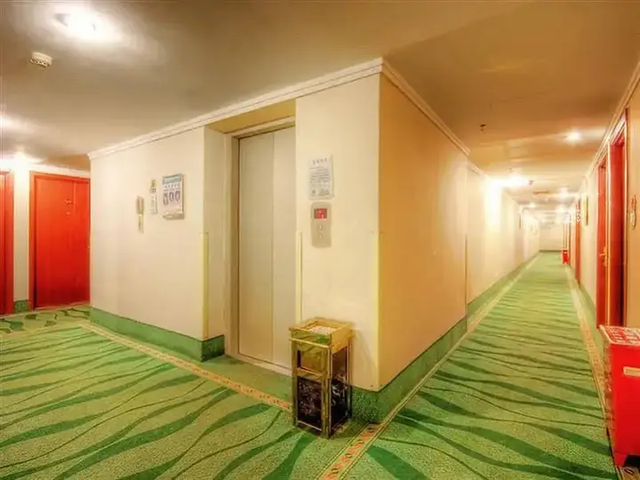 Пекин: GreenTree Inn BeiJing AnZhen Bird's Nest Business Hotel