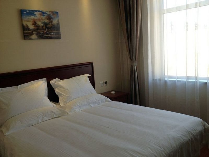 Пекин: GreenTree Inn BeiJing Fengtai District WanFeng Road QiLiZhuang Metro Station Express Hotel