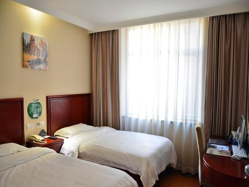 Пекин: GreenTree Inn BeiJing Fengtai District WanFeng Road QiLiZhuang Metro Station Express Hotel