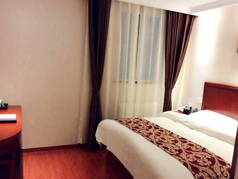 Пекин: GreenTree Inn BeiJing YiZhuang West TongJi Road Metro Station Express Hotel