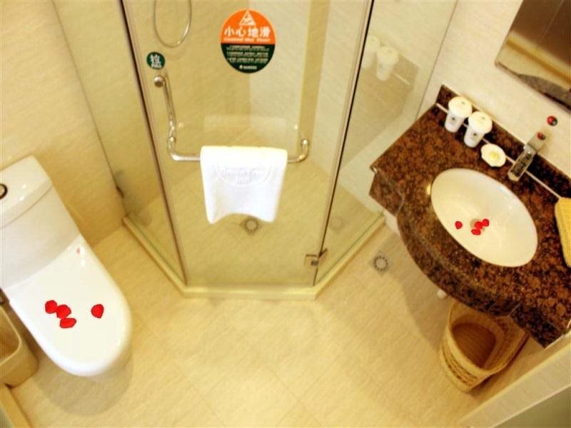 Пекин: GreenTree Inn Beijing Tongzhou Tuqiao Subway Station Express Hotel