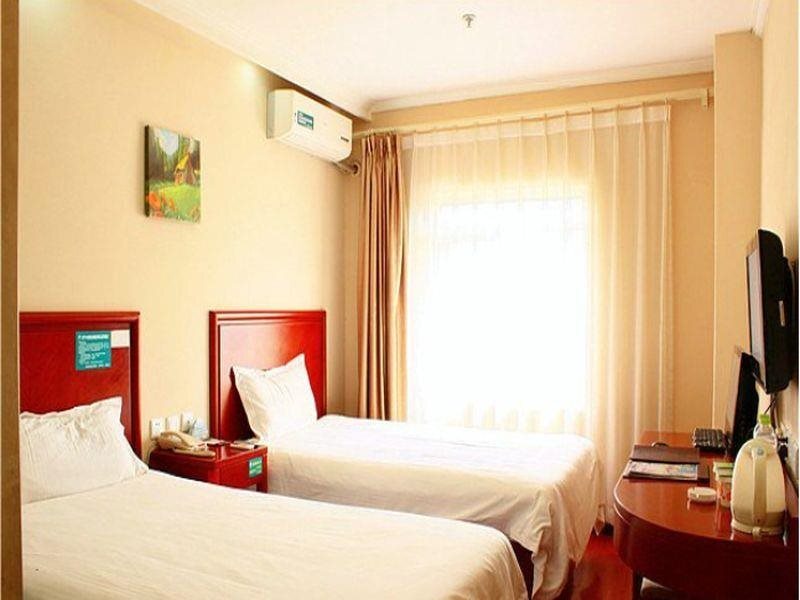 Пекин: GreenTree Inn Beijing Tongzhou Liyuan Express Hotel