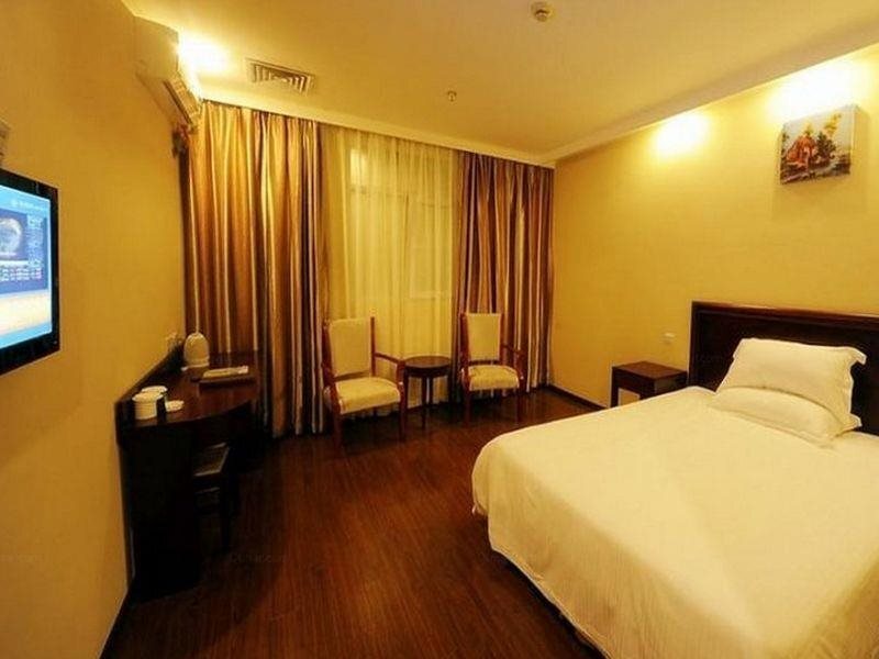Пекин: GreenTree Inn Beijing Tongzhou Liyuan Express Hotel