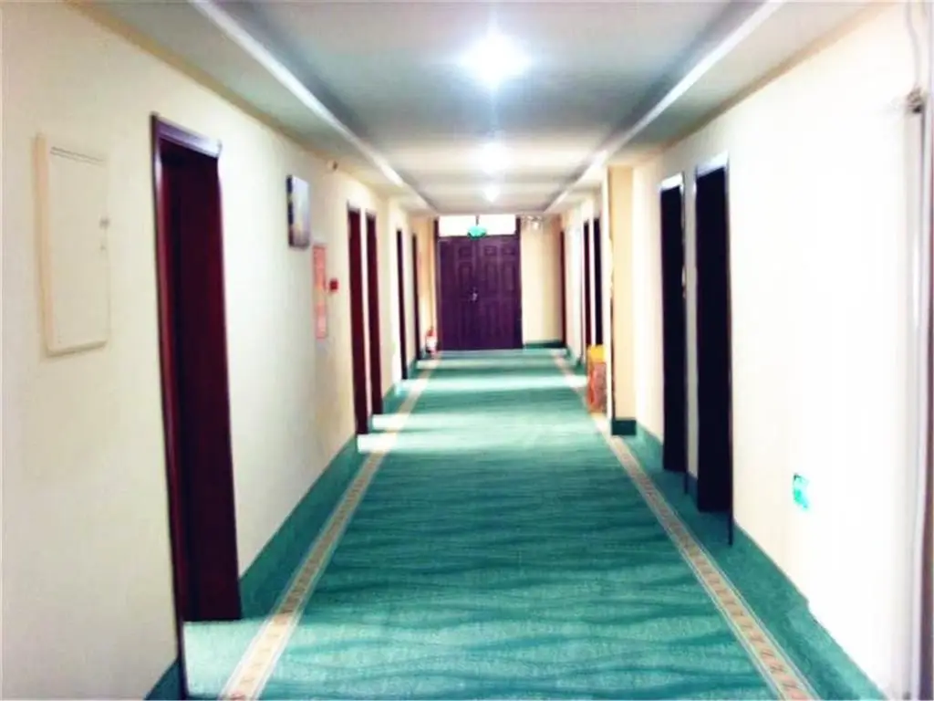 Пекин: GreenTree Inn Beijing Shunyi Xinguozhan Express Hotel