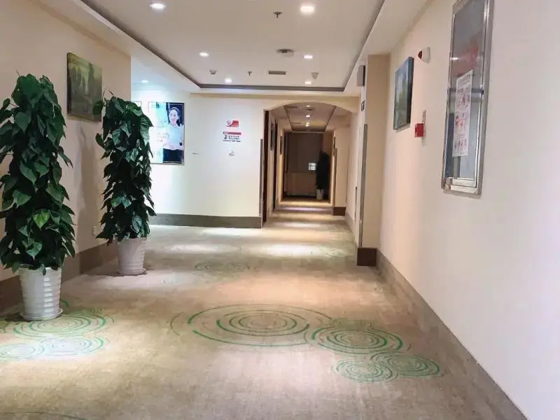 Пекин: GreenTree Inn Beijing Fangshan Liangxiang Kaixuan Street Express Hotel