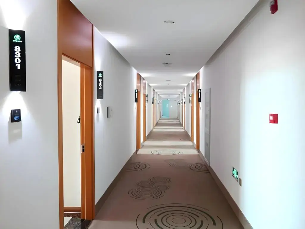 Пекин: GreenTree Inn Beijing Huairou District Beifang Town Xingfu Street