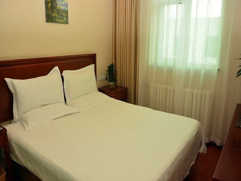 Пекин: GreenTree Inn Beijing Daxing Huangcun QingYuan Road Metro Station Express Hotel