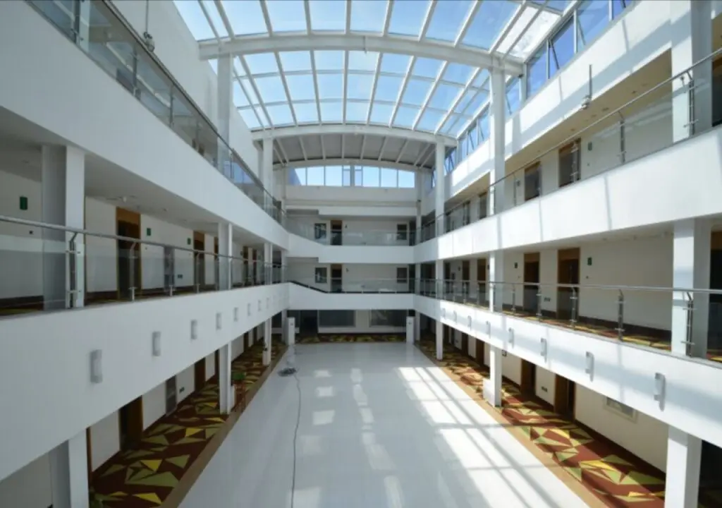 Тяньцзинь: Vatica Tianjin Fifth Avenue Foreign Language Children's Hospital Hotel